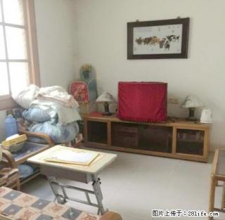 百花园一期 一楼 82平米 2房带院子 急租 - 淮南28生活网 hn.28life.net